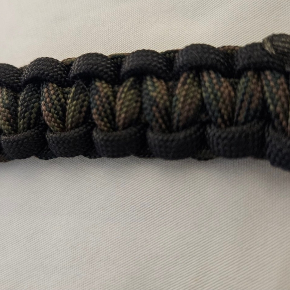 Paracord Woodland Camo Size 8" Bracelet - Picture 3 of 3